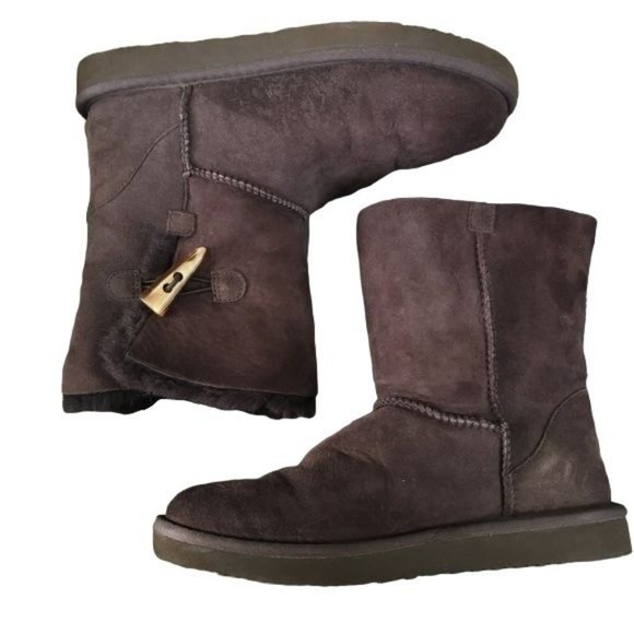 Cozie Steps Chocolate Brown Sheepskin Short Boots 8 - Picture 2 of 9